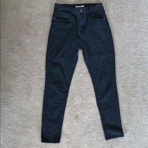 Levi’s 721 High Rise Skinny Jeans